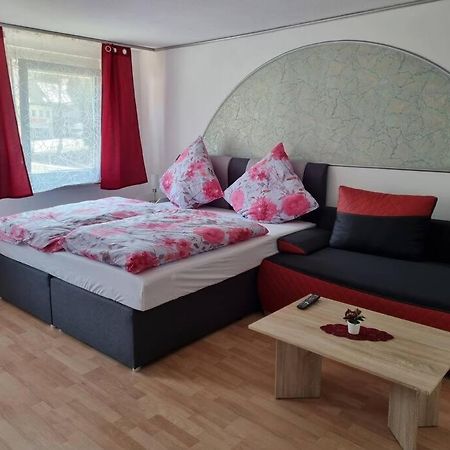 Km2 Apartment Триберг Экстерьер фото